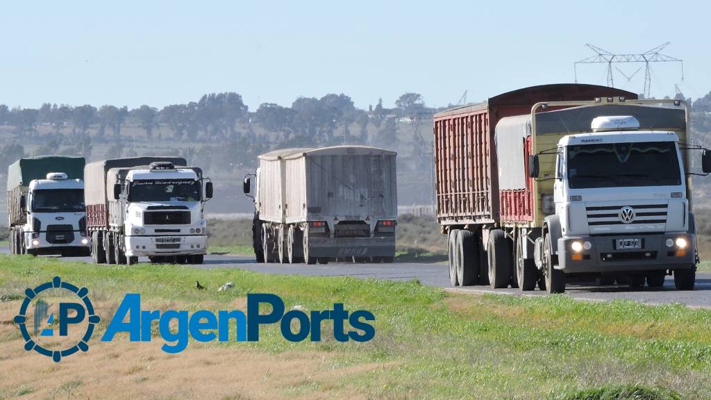 Los puertos de Santa Fe esperan la llegada de hasta 20 mil camiones diarios